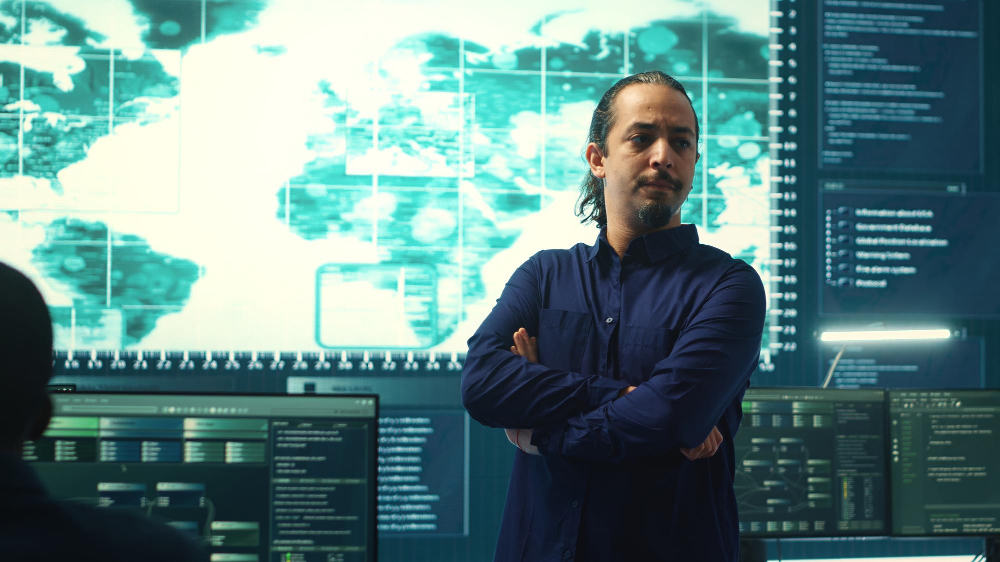 specialist helpt bedrijf met beveiligingsstrategie